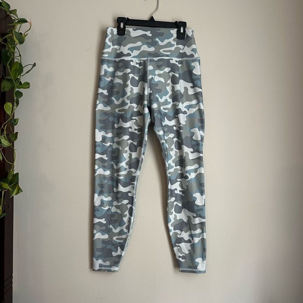Spiritual Gangster‎ Intent High Waist Camo Leggings 7/8 size Large